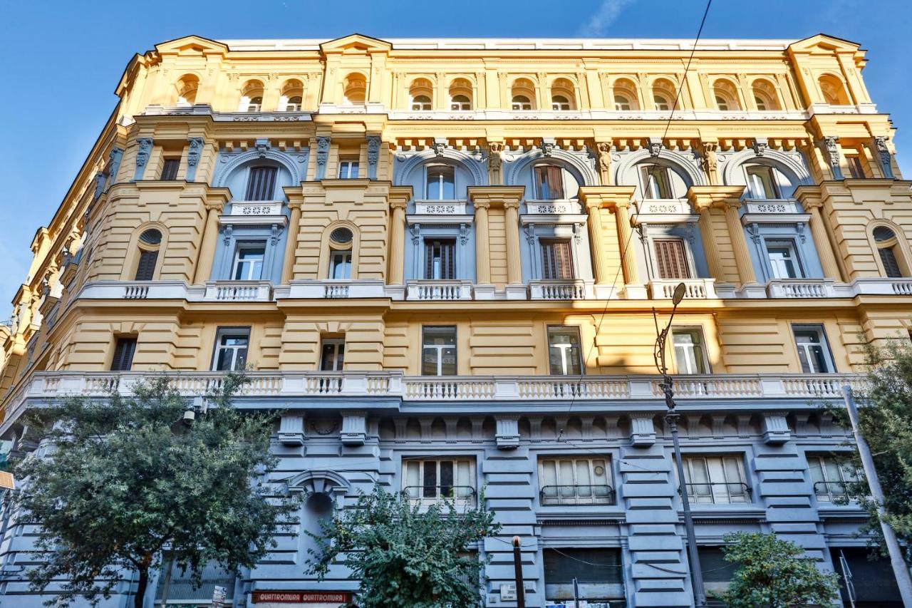Residenza Napoli Centrale Bagian luar foto